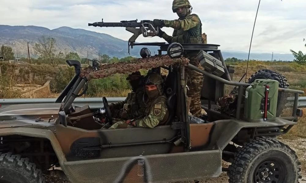 Εθνοφύλακας κατασκεύασε εντυπωσιακό όχημα